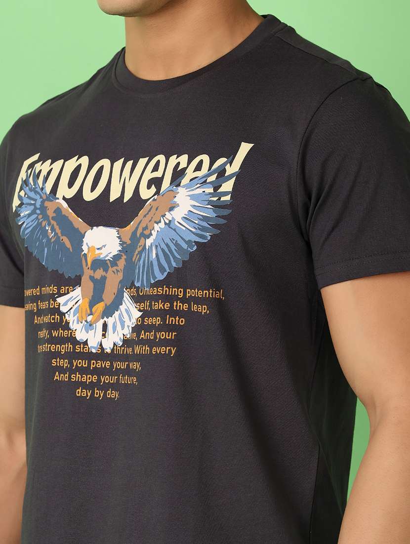 men short sleeves front print t-shirt - 21528781 -  Standard Image - 4