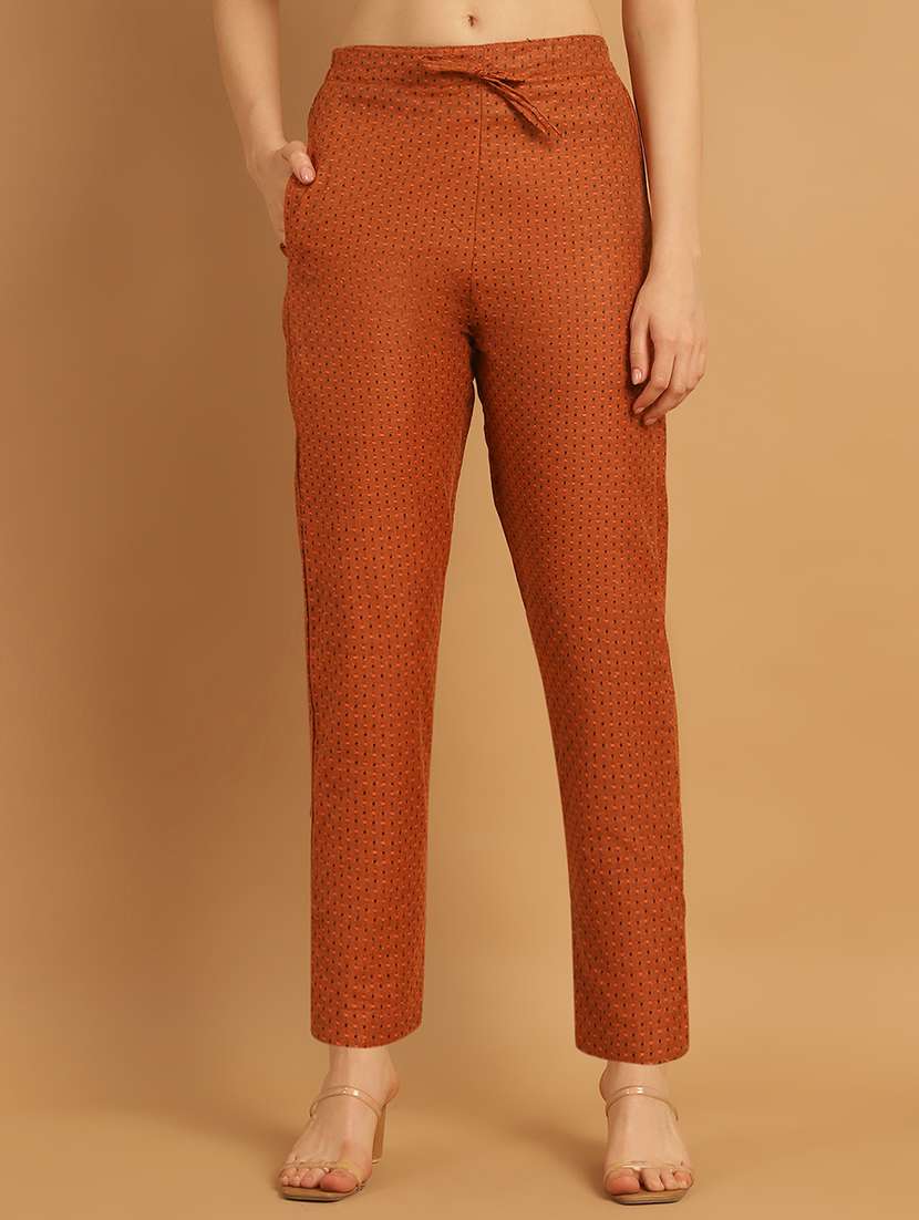 women printed ankle length flat front trouser