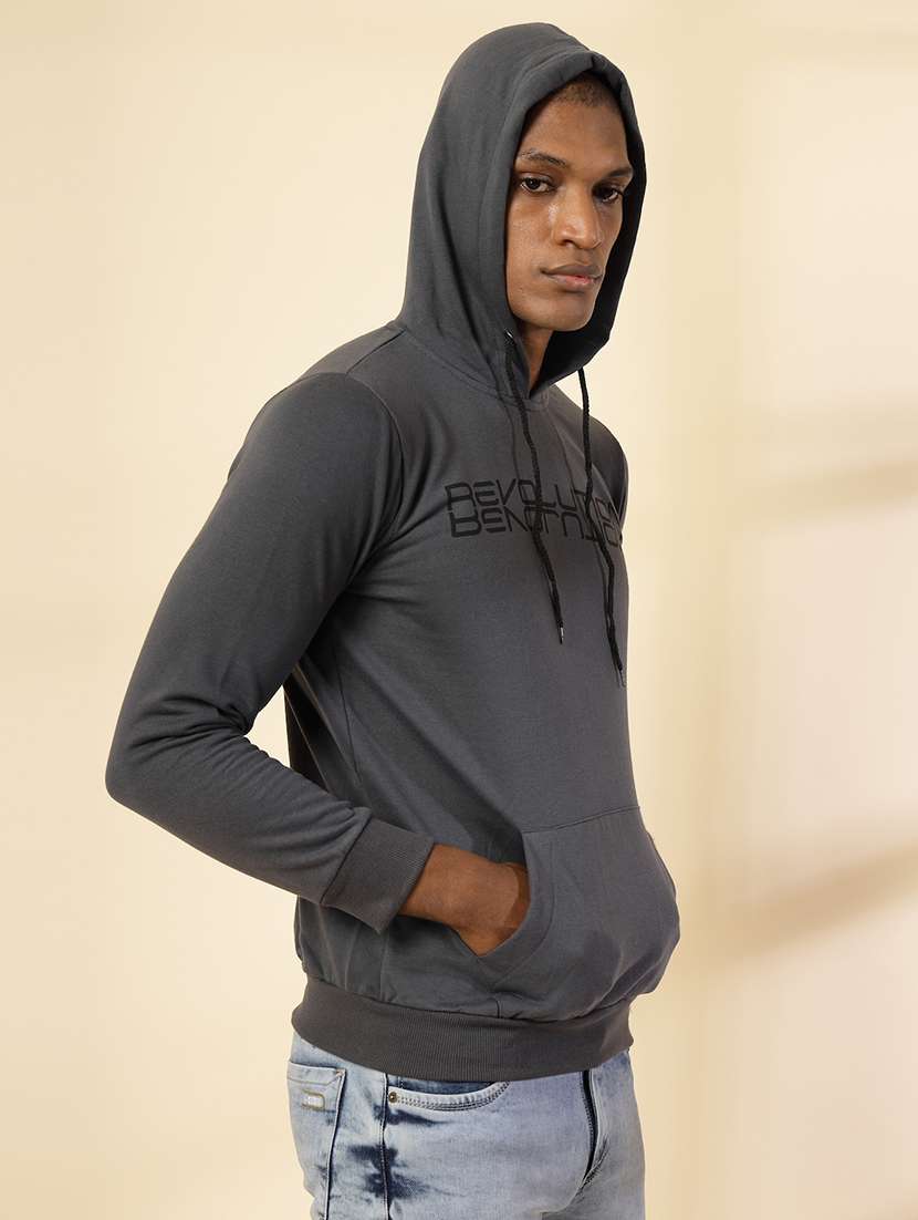 men long sleeves chest print sweatshirt - 21529608 -  Standard Image - 1