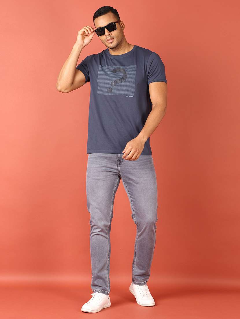 men plain mid rise denim jean - 21529916 - Standard Image - 4
