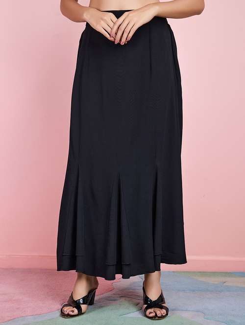 women black crepe flared skirt - 21530177 -  Standard Image - 0