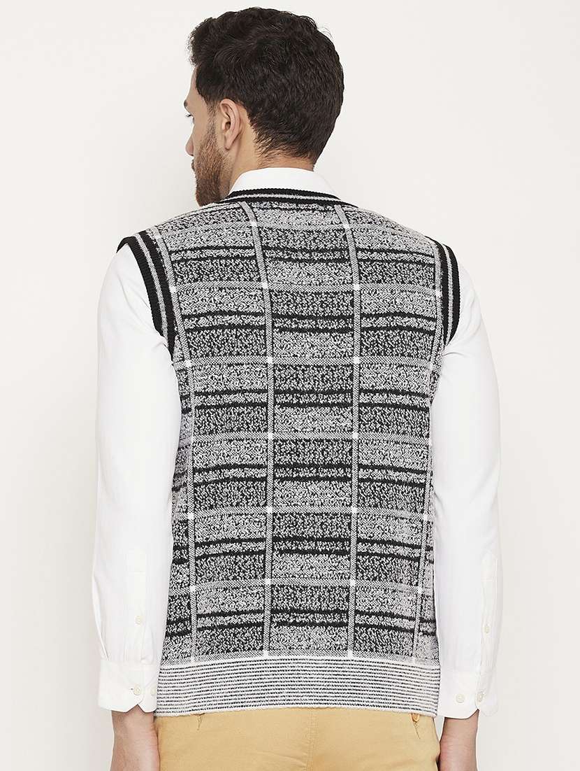 Men Long Sleeve Self Designed Pullover