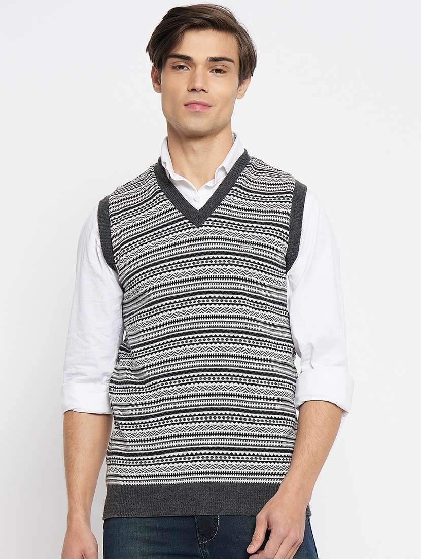 men self design sleeveless pullover sweater - 21530328 - Zoom Image - 0