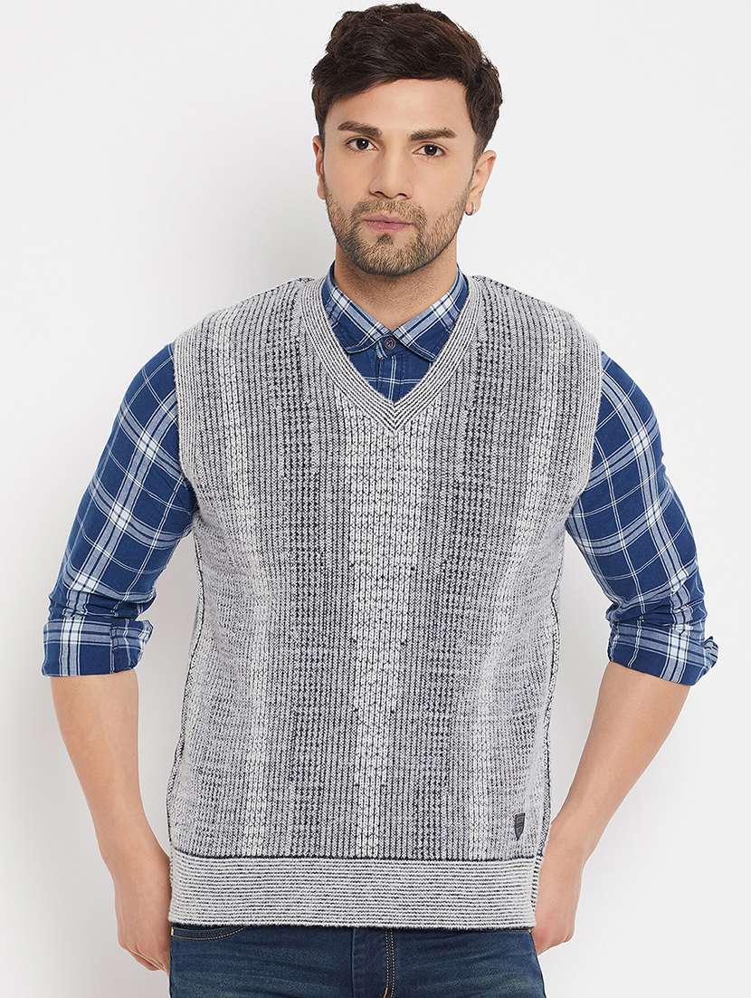 men self design sleeveless pullover