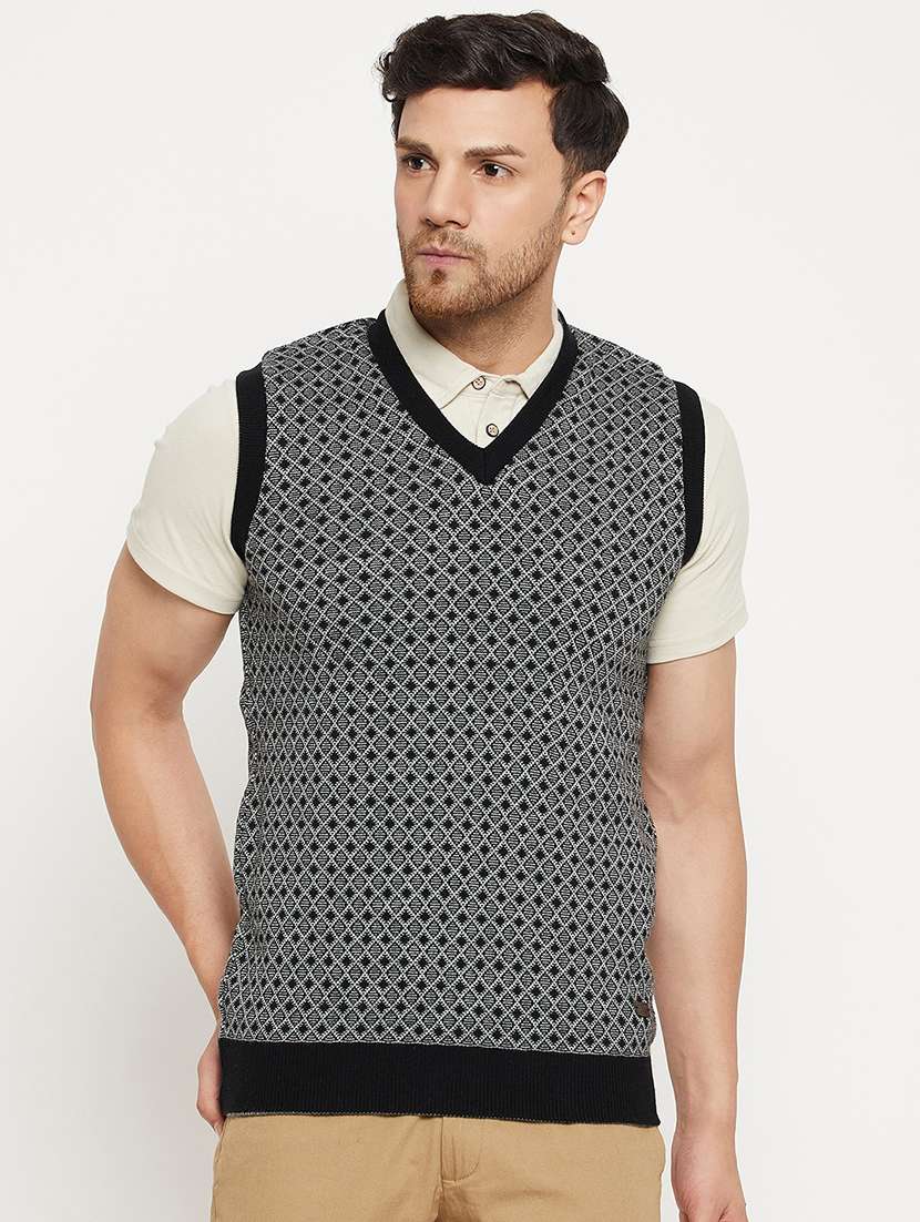 men self design sleeveless pullover sweater