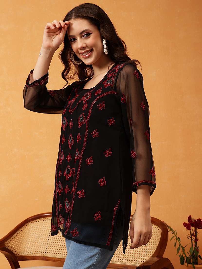 women black chikankari straight kurti - 21530457 -  Standard Image - 1