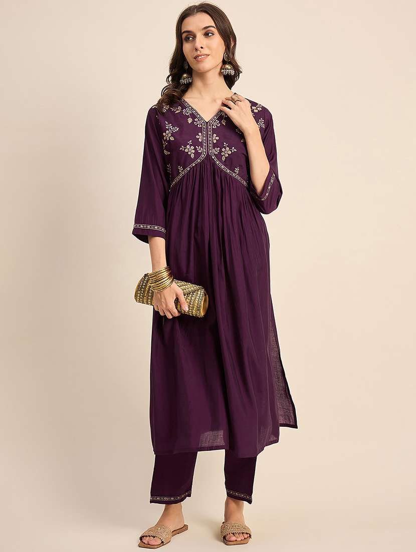 women purple embroidered kurta pant set - 21531360 - Zoom Image - 0