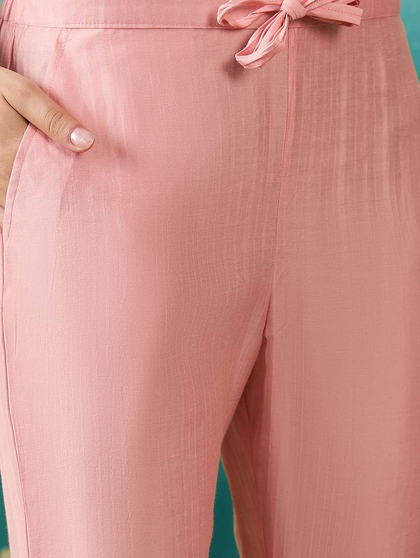 women kurta pant set with dupatta - 21531365 - Standard Image - 4