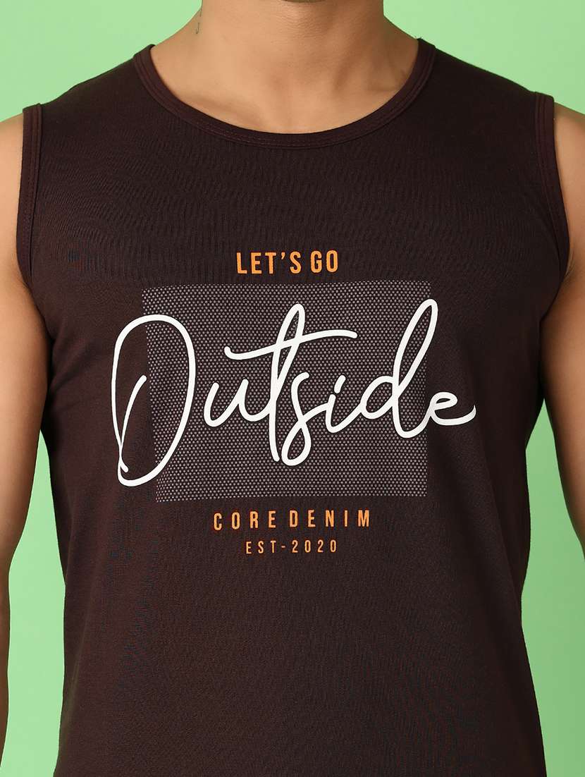 men round neck front print t-shirt - 21531567 -  Standard Image - 4