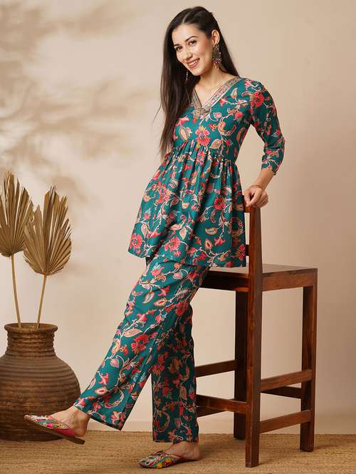 globus women green floral embroidered v-neck with tassel detailing a-line peplum tunic & ankle length pants fusion co-ord set - 21531805 - Standard Image - 0