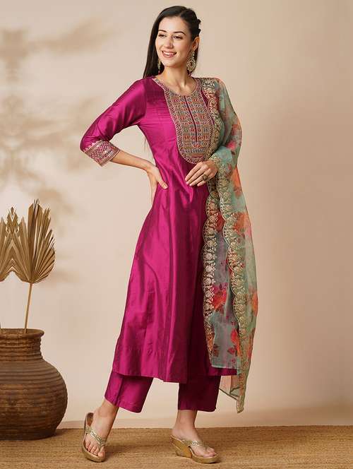 globus women pink embroidered yoke panelled anarkali kurta with pants & scalloped border organza dupatta festive set - 21531821 -  Standard Image - 0