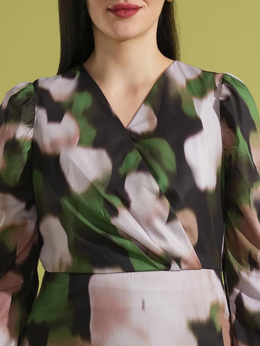 globus women green abstract print puff sleeves wrap v-neck sheath party dress - 21531920 - Standard Image - 4