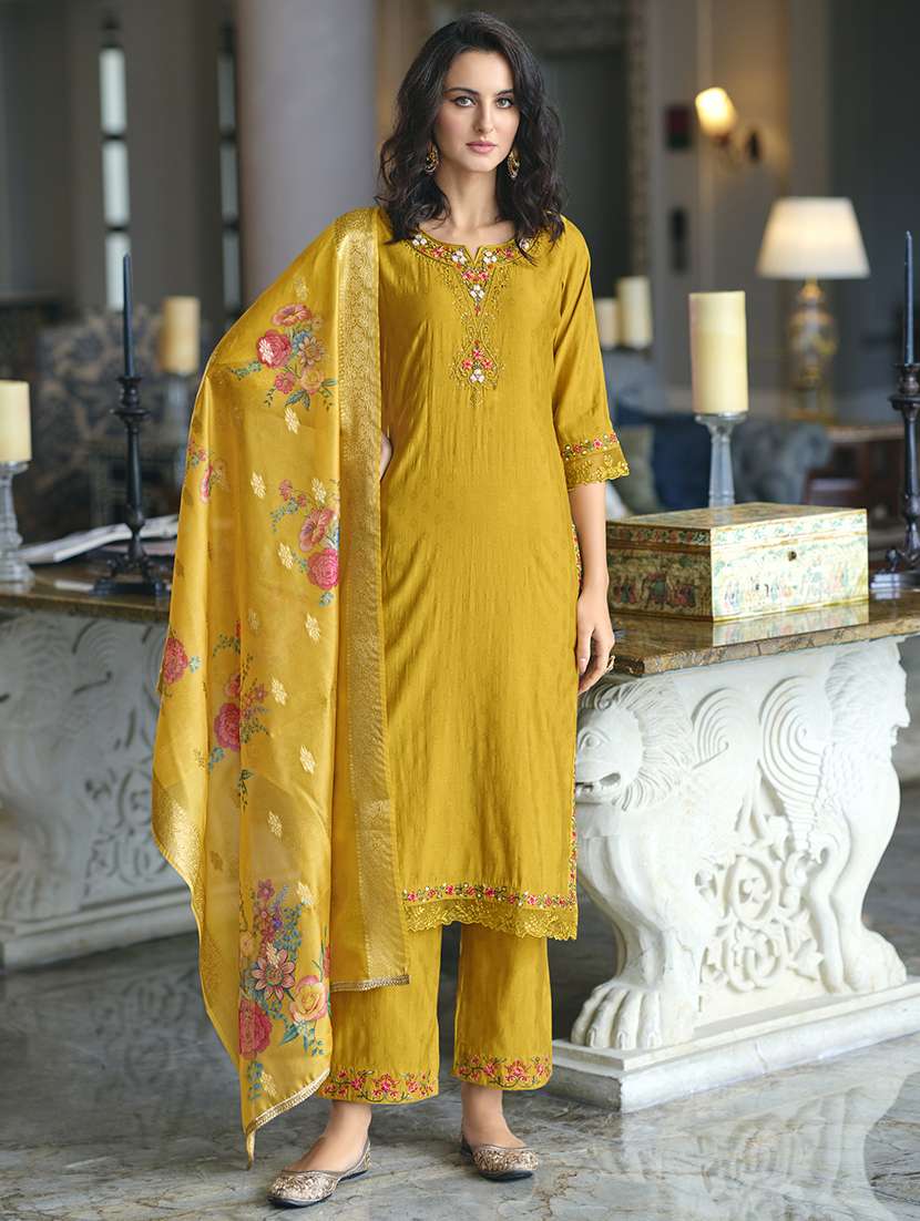 women embroidered kurta pant set with dupatta - 21532261 -  Standard Image - 1