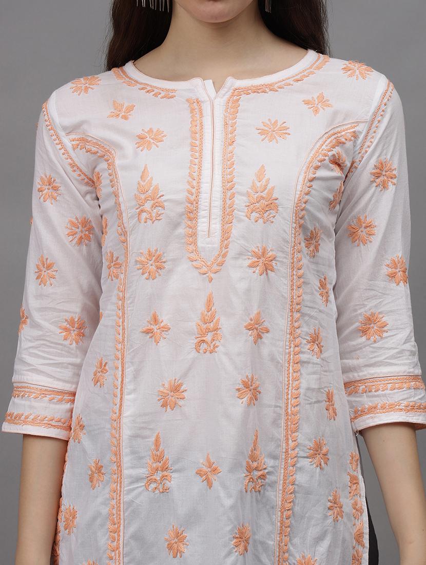 women three quarter sleeves chikankari kurta - 21532303 - Standard Image - 4