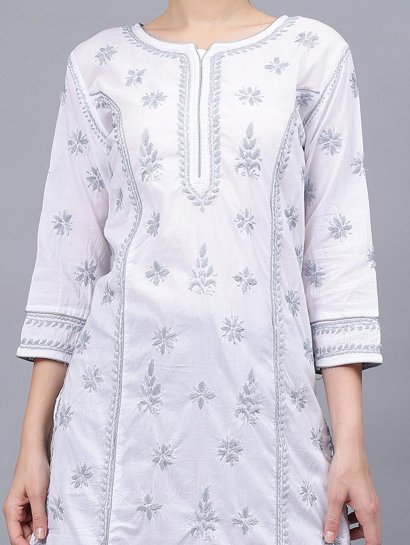 women three quarter sleeves chikankari kurta - 21532305 - Standard Image - 4
