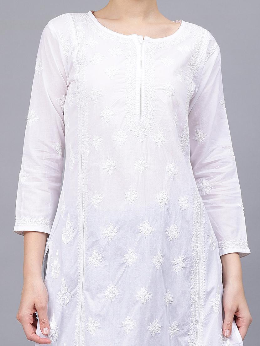 women three quarter sleeves chikankari kurta - 21532312 - Standard Image - 4
