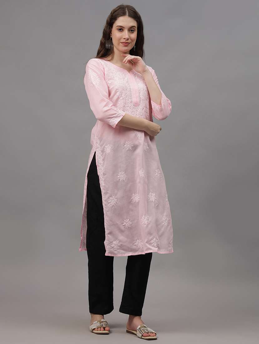 women three quarter sleeves chikankari kurta - 21532322 -  Standard Image - 1