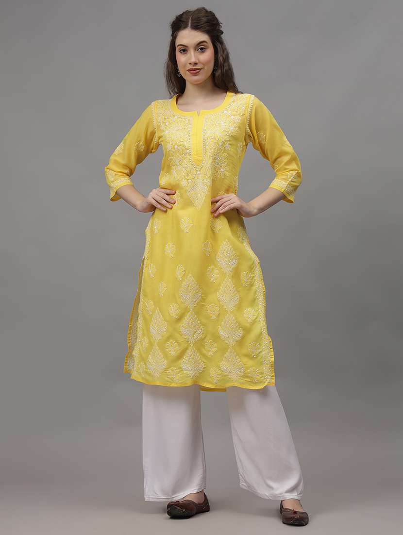 women three quarter sleeves chikankari kurta