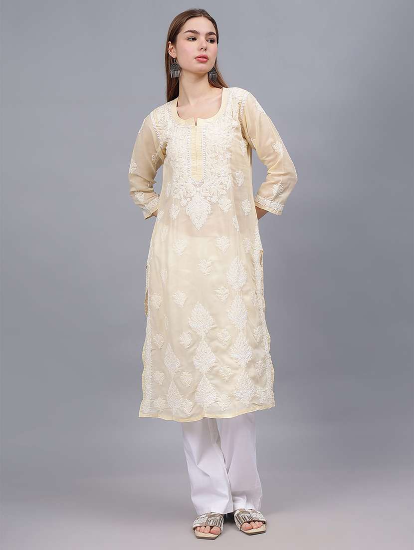 women three quarter sleeves chikankari kurta - 21532328 - Zoom Image - 0