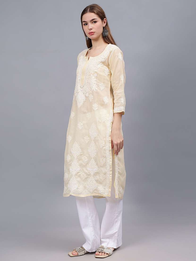 women three quarter sleeves chikankari kurta - 21532328 - Standard Image - 1