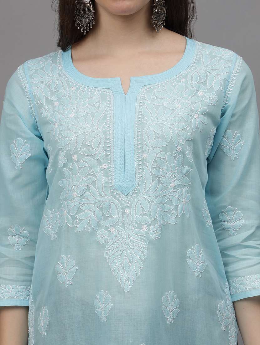 women three quarter sleeves chikankari kurta - 21532329 -  Standard Image - 4