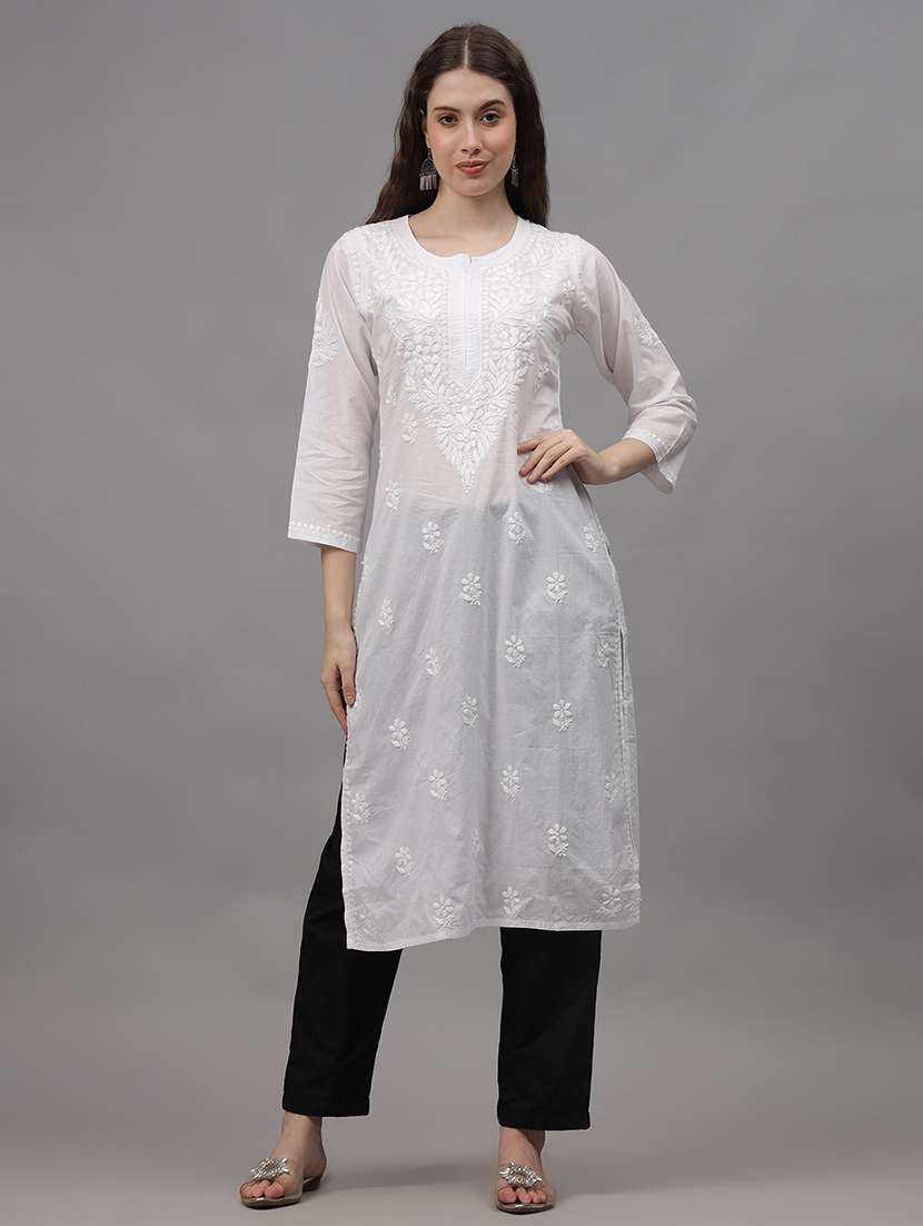 women three quarter sleeves chikankari kurta