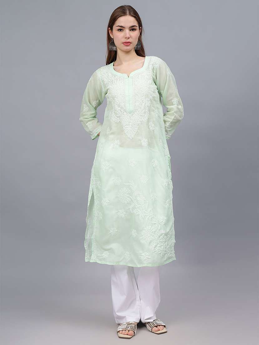 women three quarter sleeves chikankari kurta