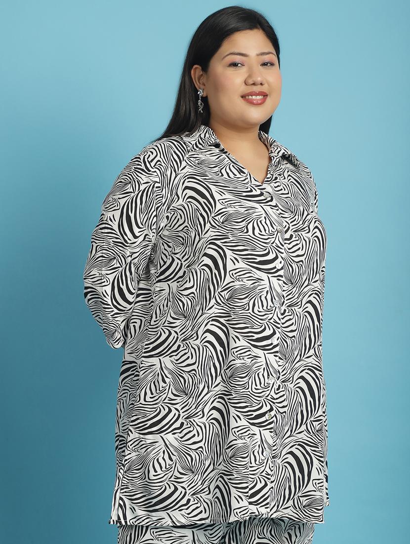 women plus size printed collared shirt - 21532416 - Standard Image - 1