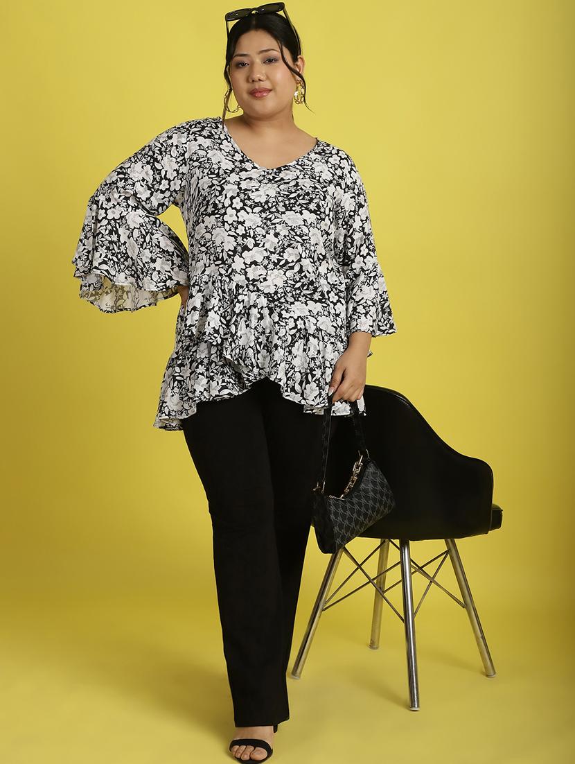 women v neck printed high-low top - 21532423 - Standard Image - 4