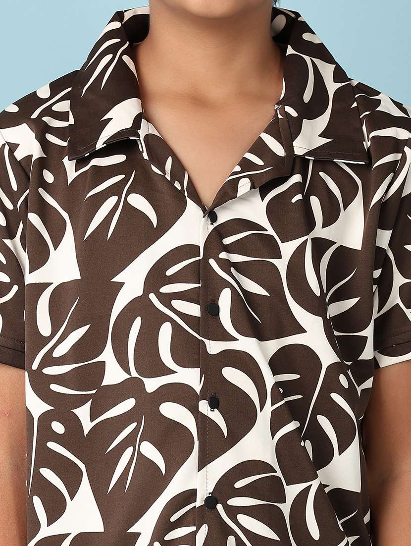 boys brown printed shorts set - 21533461 -  Standard Image - 4