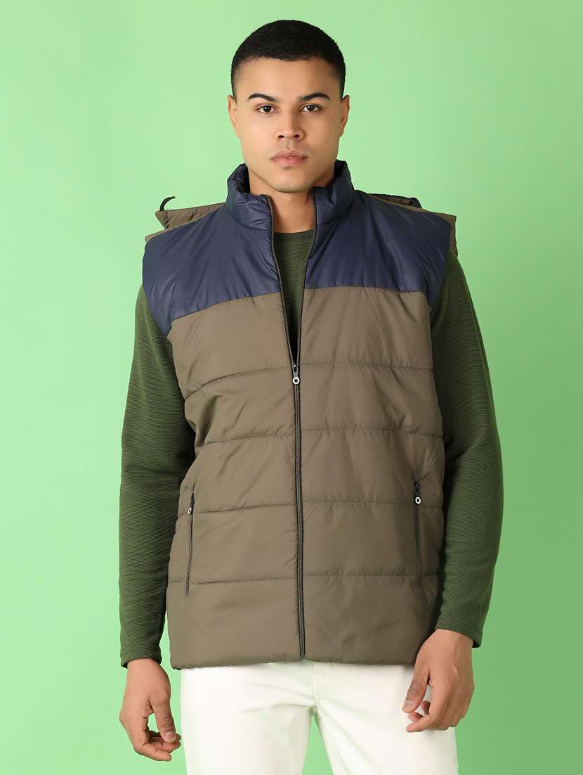 men sleeveless color block quilted jacket