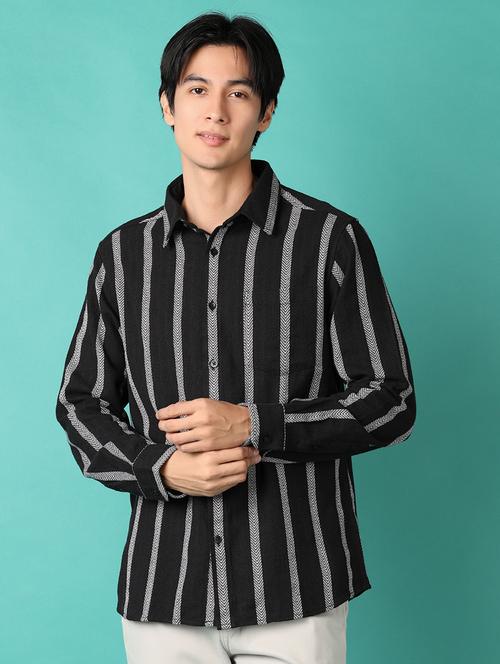 men long sleeves striped casual shirt - 21533674 -  Standard Image - 0
