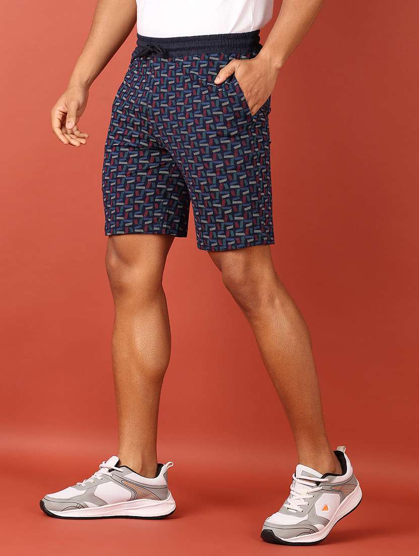 men mid rise printed shorts - 21533760 -  Standard Image - 1