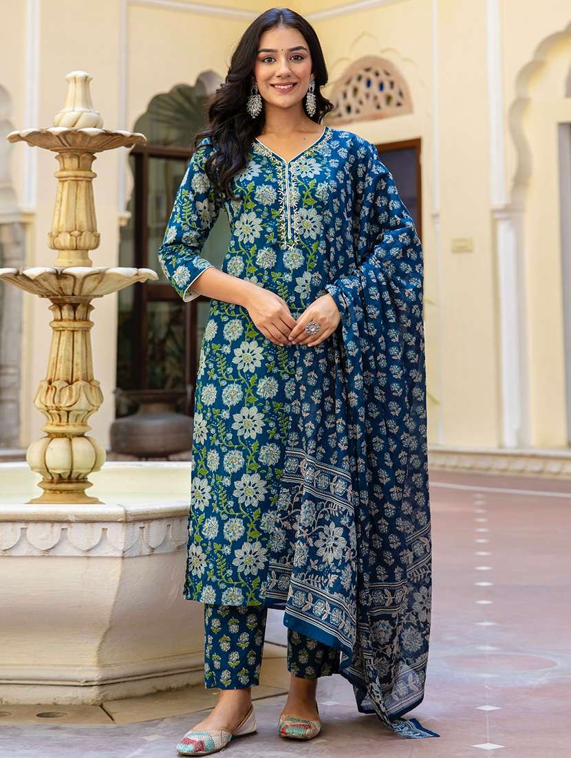women kurta pant set with dupatta - 21534219 -  Standard Image - 1
