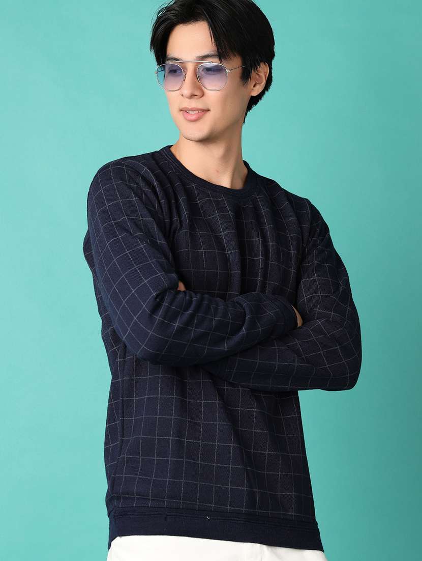 men long sleeves checkered pullover - 21536582 -  Standard Image - 1