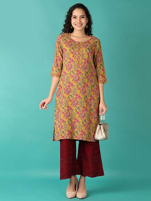 women three quarter sleeve straight kurta