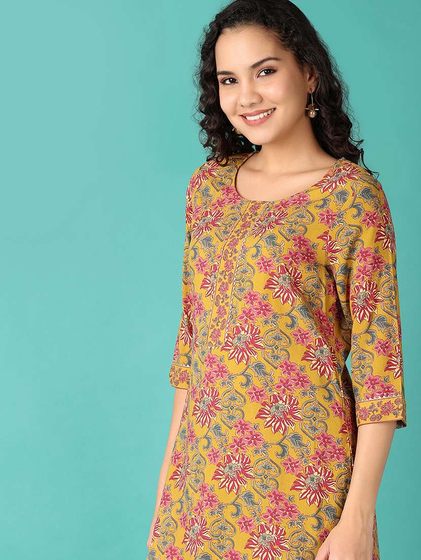 women three quarter sleeve straight kurta - 21536586 -  Standard Image - 4