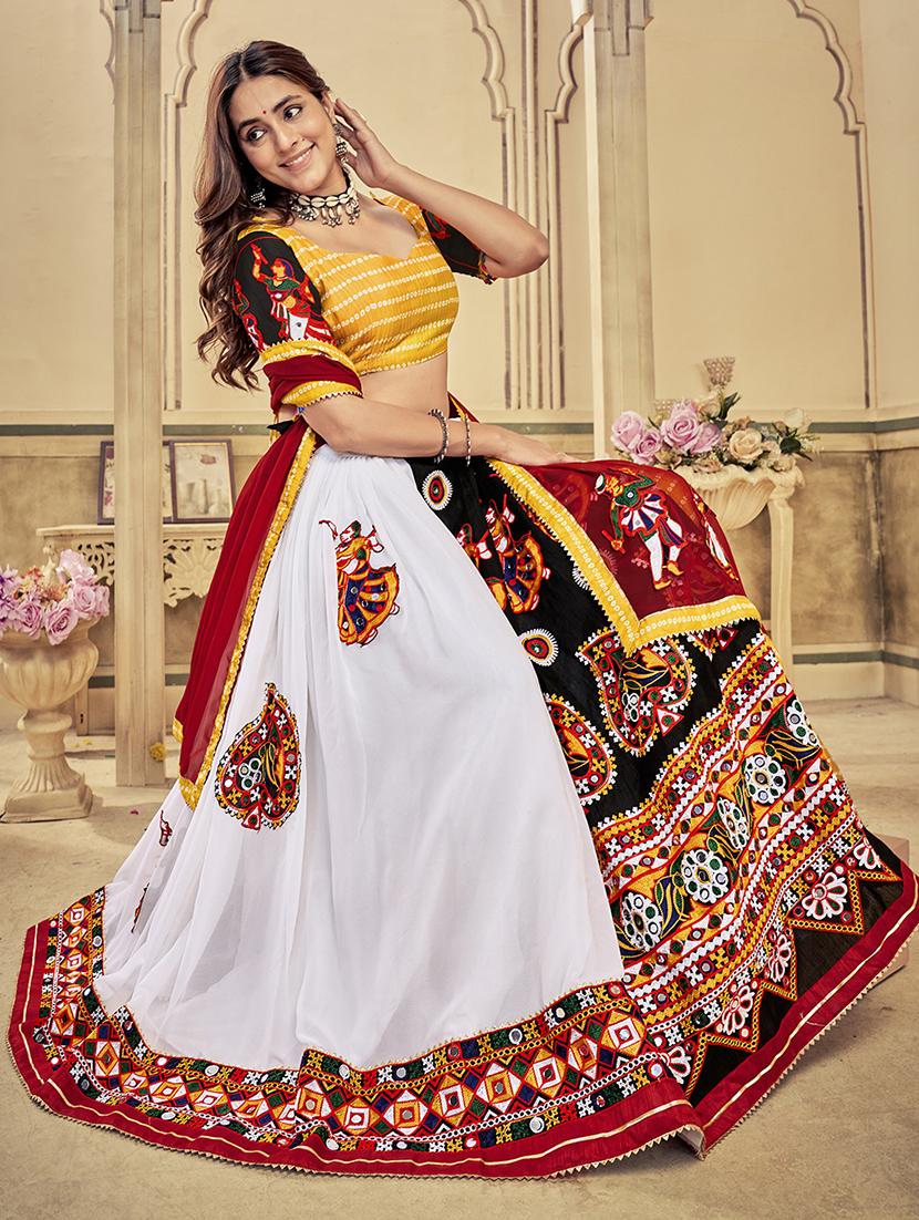 women white flared lehenga - 21536713 - Standard Image - 4