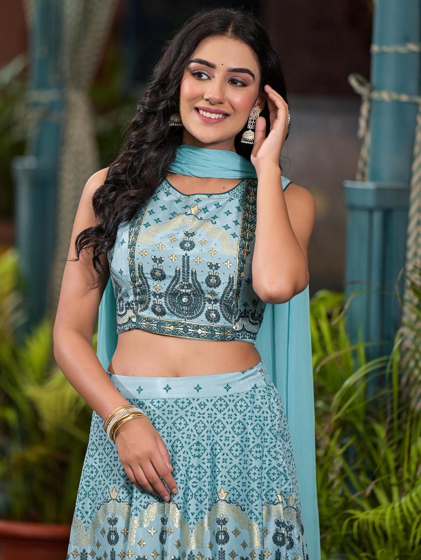 women printed flared lehenga choli with dupatta - 21536748 - Standard Image - 4