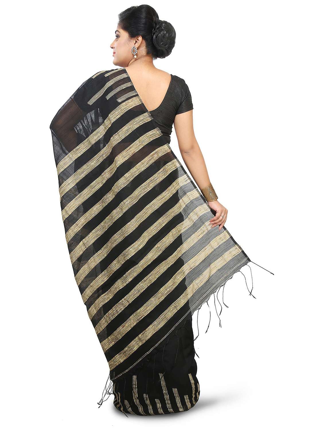 women black handloom saree - 21537230 -  Standard Image - 1