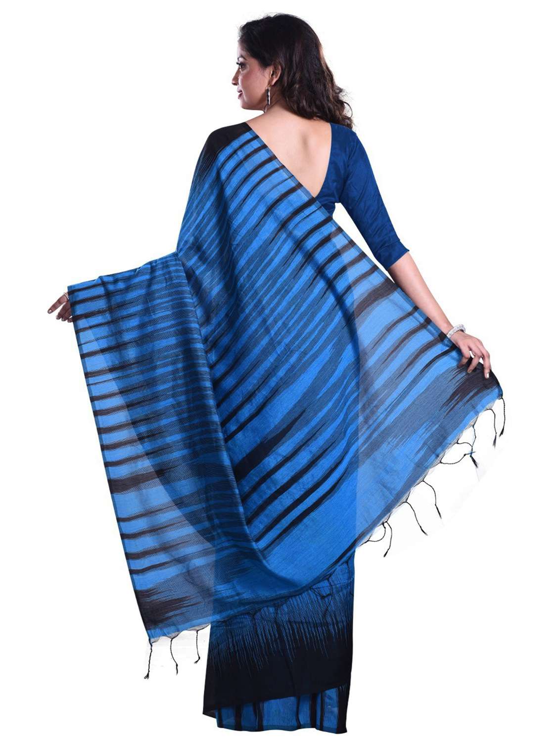 women ikat printed saree - 21537284 -  Standard Image - 1