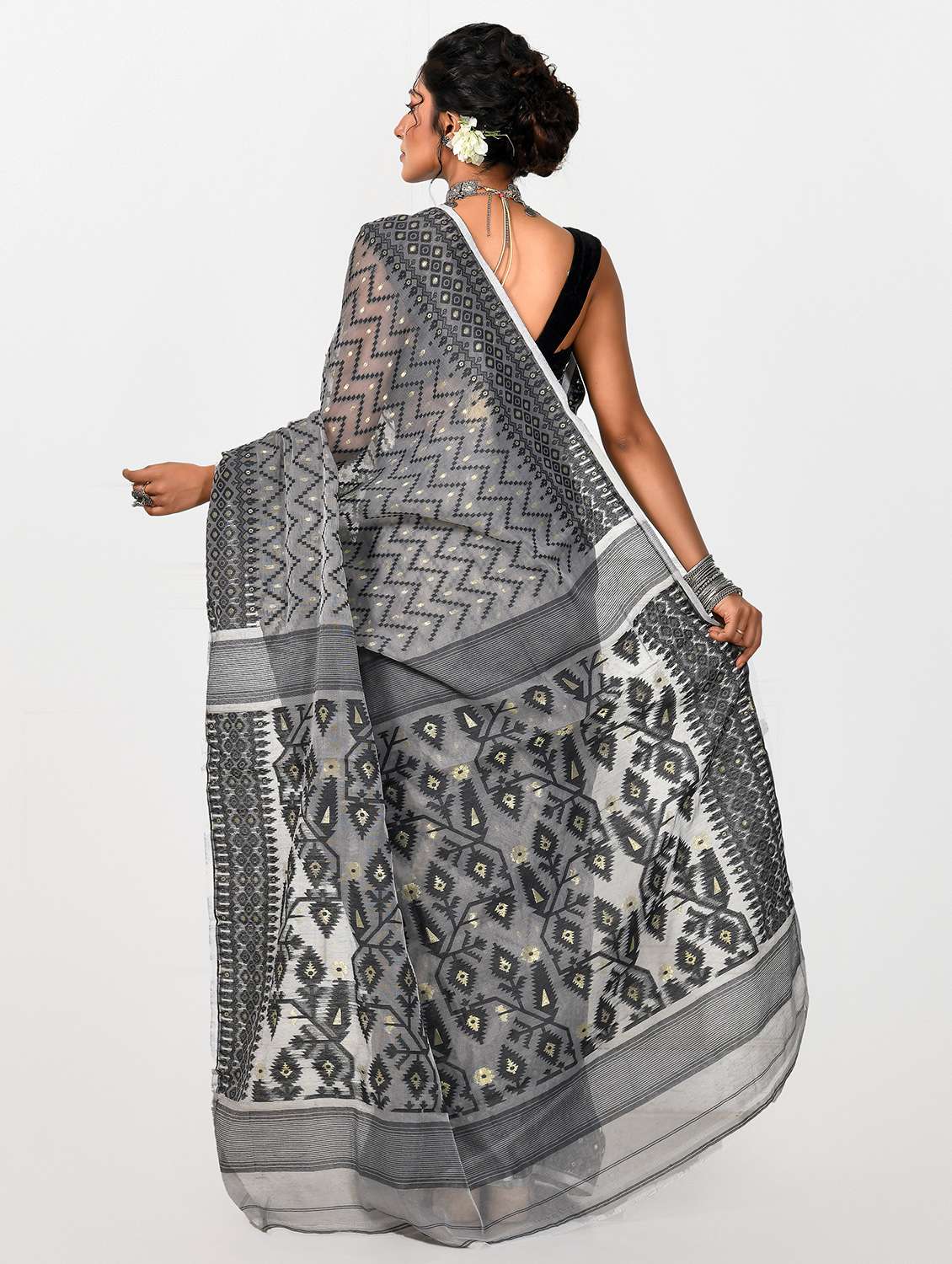 women self design jamdani saree - 21537346 -  Standard Image - 1