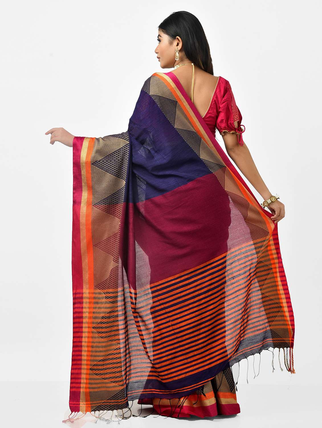 women navy blue handloom saree - 21537457 -  Standard Image - 1