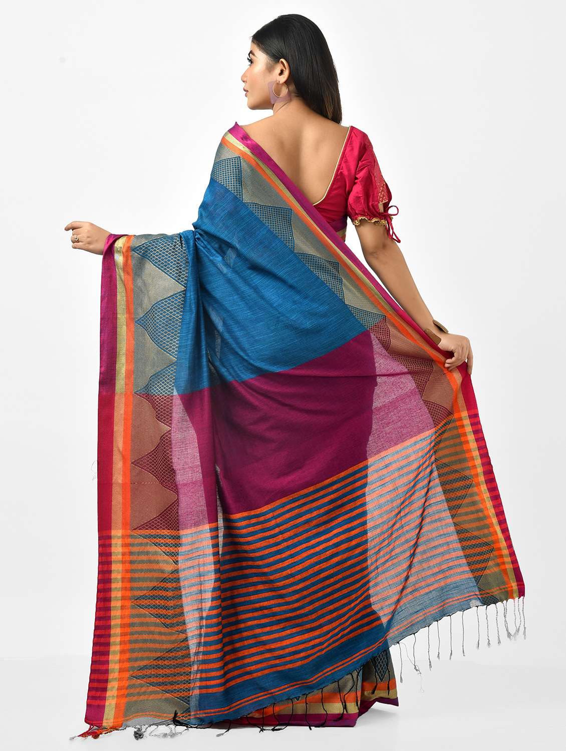 women self design handloom saree - 21537458 -  Standard Image - 1