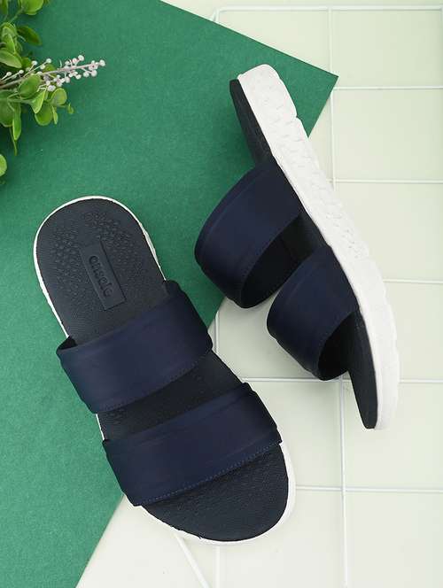 women solid flip flops - 21537543 -  Standard Image - 0