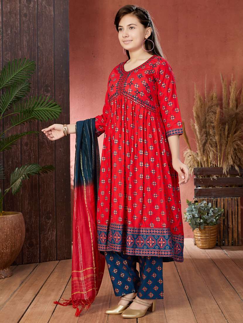 girls printed v neck suit set - 21538418 -  Standard Image - 1