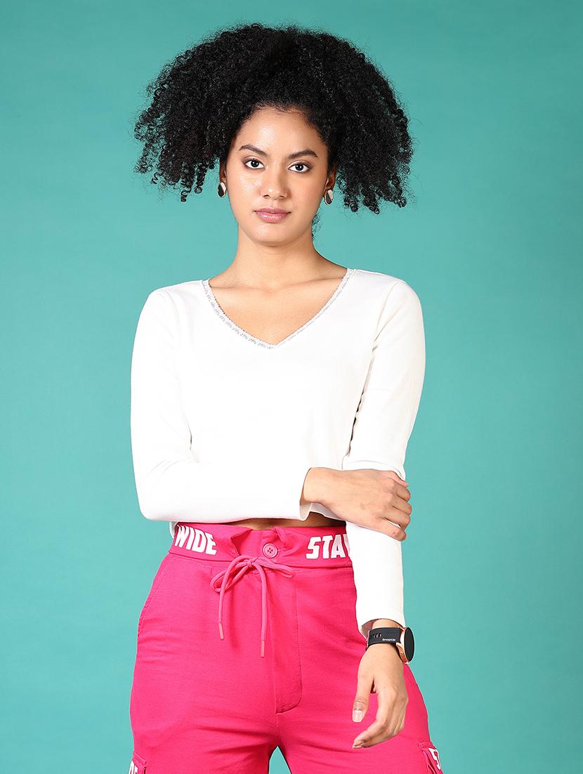 women solid v-neck crop t-shirt - 21538643 -  Zoom Image - 0