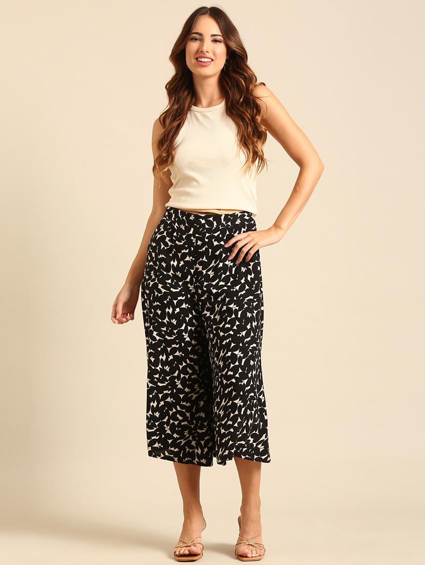 women printed flat front culottes - 21539061 - Standard Image - 4