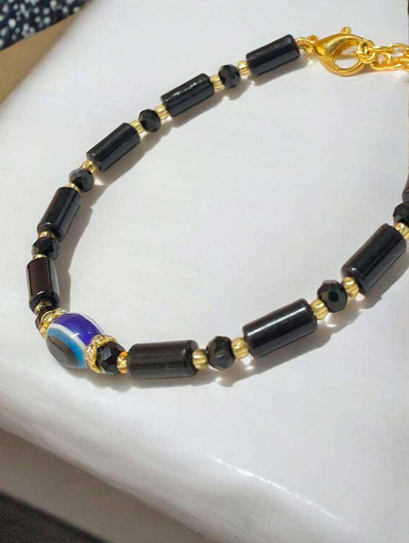 women black evil eye bracelet - 21539219 -  Standard Image - 1