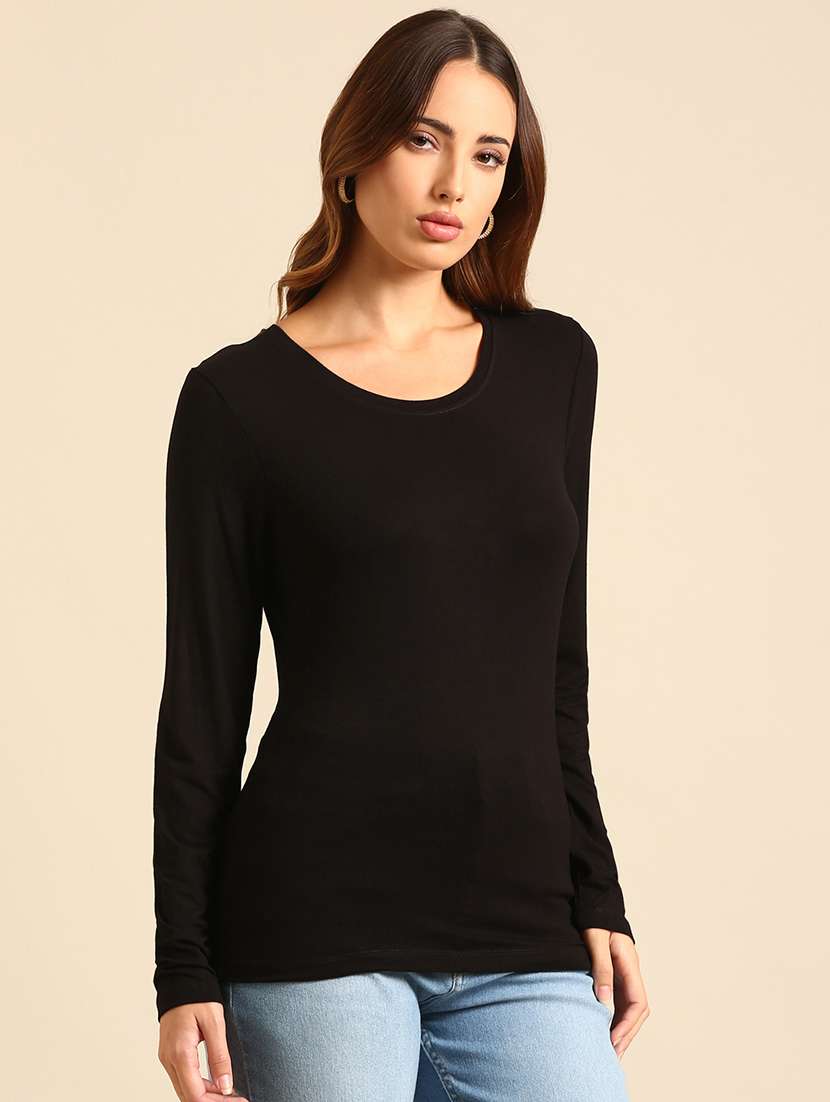 women round neck plain t-shirt - 21539435 -  Standard Image - 1